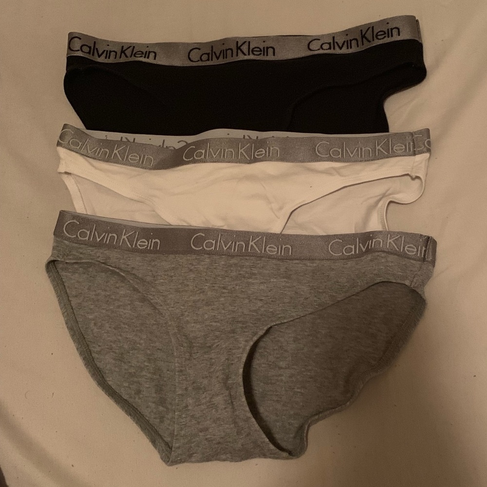 3 pack bundle Calvin Klein women’s panties (NWOT)